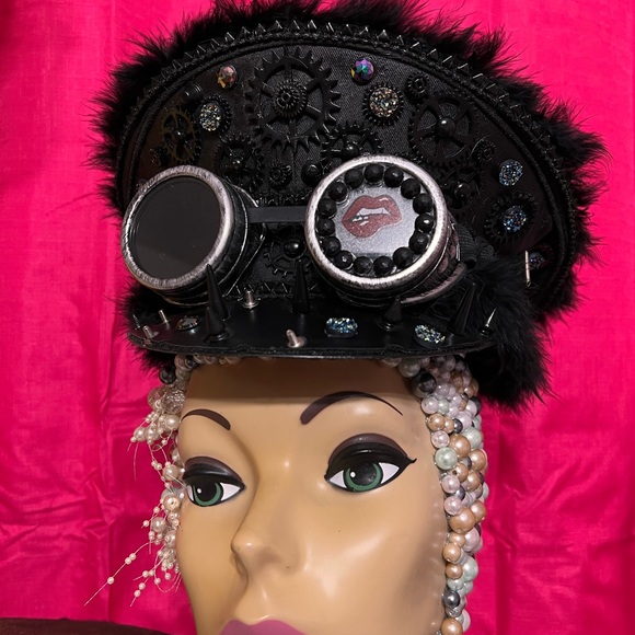 Vegas hat - Picture 2 of 6